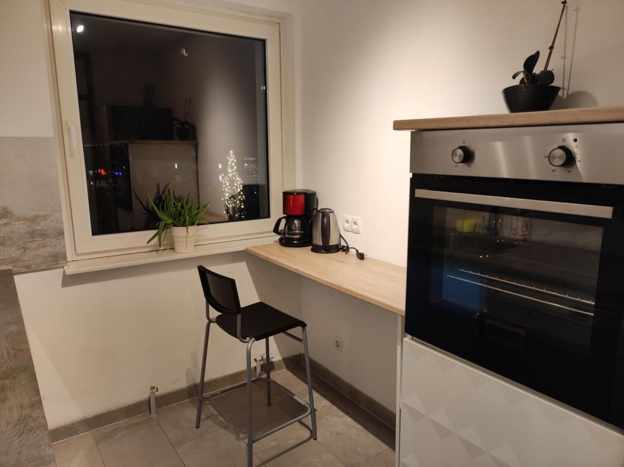 Expoview - Across Fair Entrance, 80sqm, Citycenter 12min Apartment *