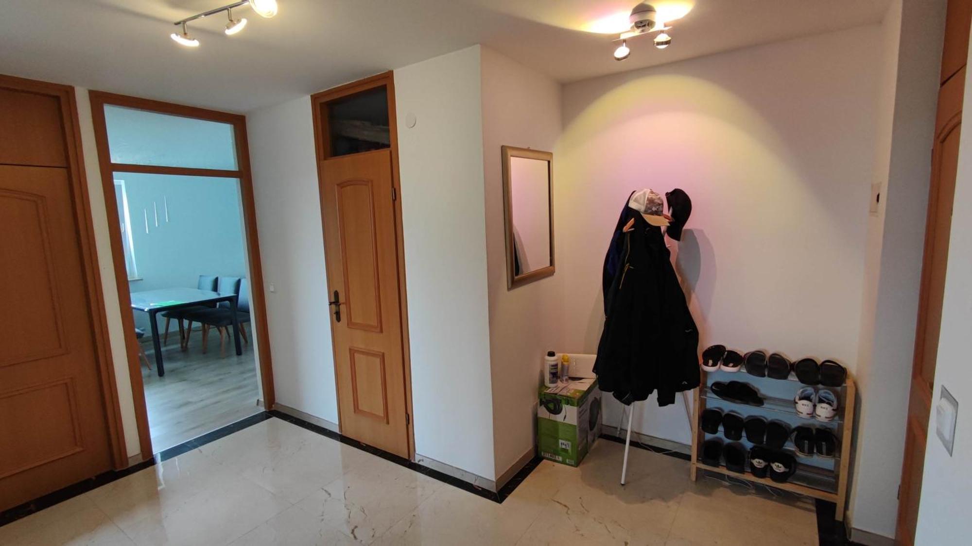 Expoview - Across Fair Entrance, 80sqm, Citycenter 12min Apartment *